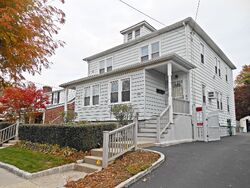 Pre-foreclosure in  Nepperhan Ave Yonkers, NY 10703