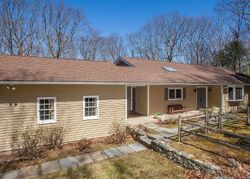 Pre-foreclosure in  Highcliff Ter Pound Ridge, NY 10576