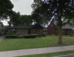 Pre-foreclosure in  Lewiston Rd Niagara Falls, NY 14305