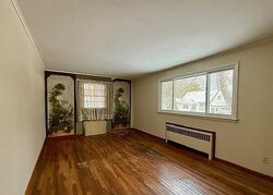  Christopher Ave, Highland NY