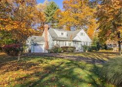 Pre-foreclosure in  Oakwood Ter Spring Valley, NY 10977