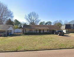 Pre-foreclosure in  Dinwiddie Cv Southaven, MS 38671