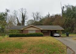 Pre-foreclosure in  Haas St Vicksburg, MS 39180