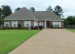 Pre-foreclosure in  Rowan Oak Pl Terry, MS 39170