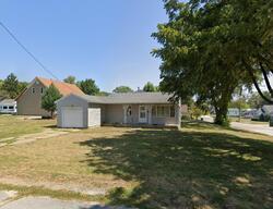  S 18th St, Louisiana MO