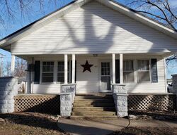  S Highland St, Vandalia MO
