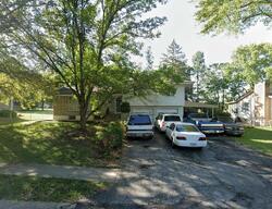 Pre-foreclosure in  Nw Woodbine Ave Lees Summit, MO 64063
