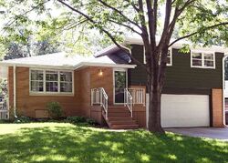 Pre-foreclosure in  Twin Ridge Rd Lincoln, NE 68506