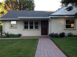 Pre-foreclosure in  Runyon Ave Edison, NJ 08817