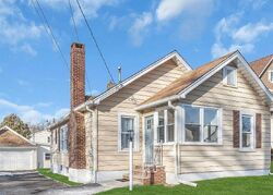 Pre-foreclosure in  Golf Ave E South Plainfield, NJ 07080