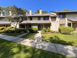 Pre-foreclosure in  Hampshire Dr Plainsboro, NJ 08536