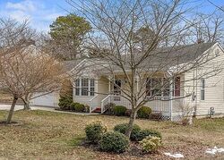Pre-foreclosure in  Matey Ave Manahawkin, NJ 08050