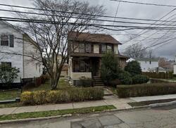 Pre-foreclosure in  Rutgers St Maplewood, NJ 07040