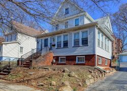 Pre-foreclosure in  1st St Ridgefield Park, NJ 07660
