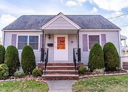  Blue Hill Rd, Clifton NJ