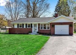 Pre-foreclosure in  Exchange St Alden, NY 14004