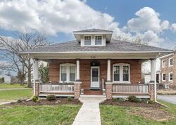 Pre-foreclosure in  N Pleasantview Rd Pottstown, PA 19464