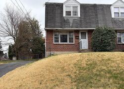 Pre-foreclosure in  Oak Ln Brookhaven, PA 19015