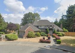 Pre-foreclosure in  Se 49th St Bellevue, WA 98006