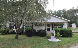 Pre-foreclosure in  Old Mill Rd Richburg, SC 29729