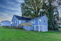 Pre-foreclosure in  Munro St Union, SC 29379
