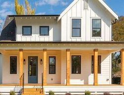 Pre-foreclosure in  Cammer Ave Greenville, SC 29605