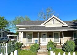 Pre-foreclosure in  Highland St Mount Holly, NC 28120