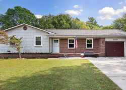 Pre-foreclosure in  Dockside Dr Fayetteville, NC 28304
