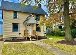 Pre-foreclosure in  Courtland St Wellington, OH 44090