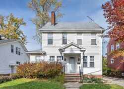 Pre-foreclosure in  Henderson Rd Cleveland, OH 44112
