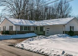  Roberts Rd, Eastlake OH