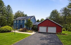 Pre-foreclosure in  Broadacre Dr Stroudsburg, PA 18360