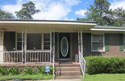 Pre-foreclosure in  Graham St Saint Stephen, SC 29479