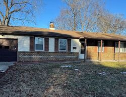 Pre-foreclosure in  Windsor Gate Rd Virginia Beach, VA 23452