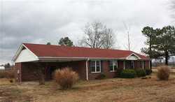 Pre-foreclosure in  WHITE FERN RD Beech Bluff, TN 38313