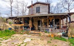 Pre-foreclosure in  DUSTIN RD Spring City, TN 37381