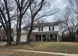 Pre-foreclosure in  Wooddale Euless, TX 76039