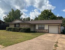 Pre-foreclosure in  Lisa Ln Cedar Hill, TX 75104