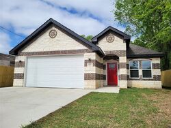 Pre-foreclosure in  Murdock Rd Dallas, TX 75217