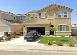 Pre-foreclosure in  Grapevine Dr Livingston, CA 95334