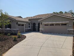 Pre-foreclosure in  Evening Star Dr Roseville, CA 95747
