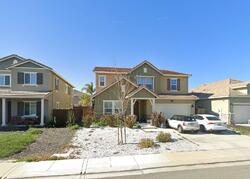 Pre-foreclosure in  Parkfield Way Oakley, CA 94561
