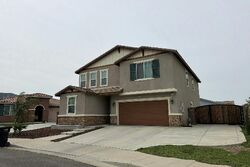 Pre-foreclosure in  Bottlebrush Lake Elsinore, CA 92530