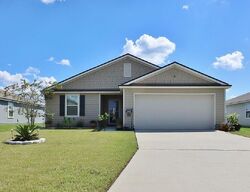 Pre-foreclosure in  Pebble Point Dr Green Cove Springs, FL 32043