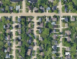 Pre-foreclosure in  Menominee Dr Oshkosh, WI 54901