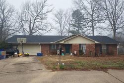 Pre-foreclosure in  Sandstone Dr Conway, AR 72034