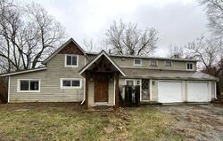  S Elm St, Lamoni IA