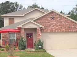 Pre-foreclosure in  Hannah Oaks Ln Humble, TX 77396