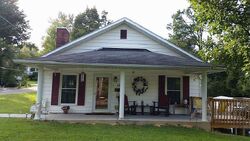 Pre-foreclosure in  Walnut St Central City, KY 42330