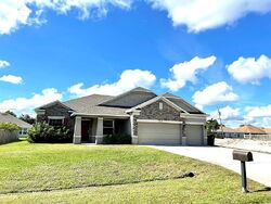 Pre-foreclosure in  SW McCandless St Port Saint Lucie, FL 34953